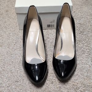 Coach Platform style Elegant Black Patent Leather Pumps